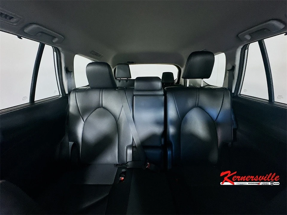 2024 Toyota Highlander - Image 13 of 21