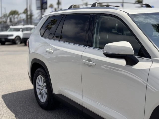2024 Toyota Highlander - Image 5 of 12