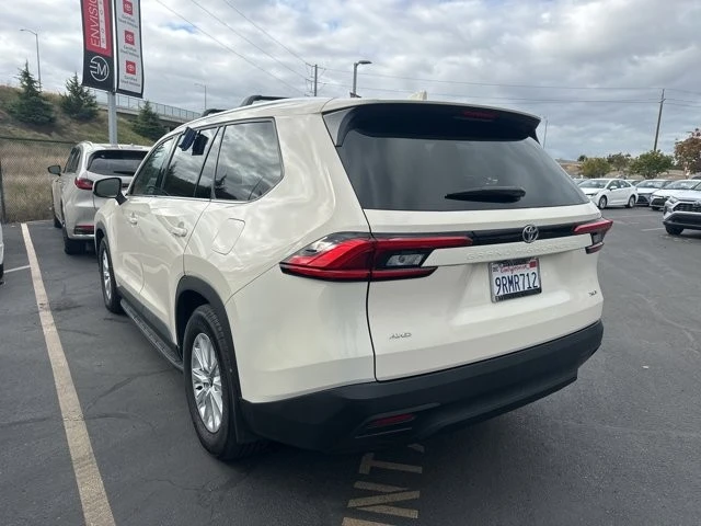 2024 Toyota Highlander - Image 3 of 12