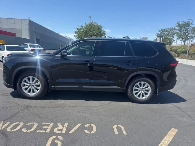 2024 Toyota Highlander - Image 4 of 17