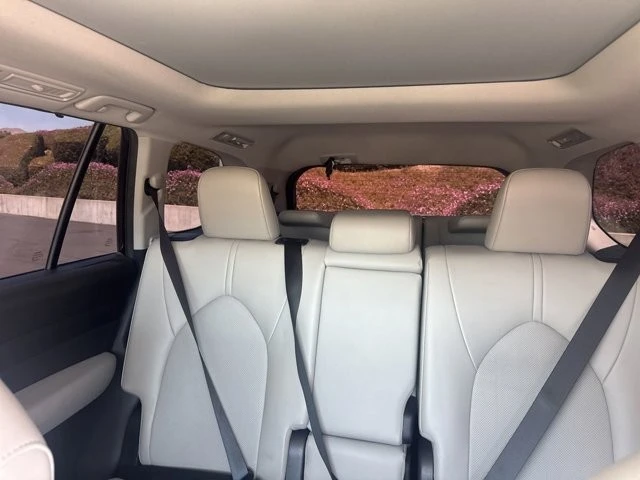 2024 Toyota Highlander - Image 11 of 17