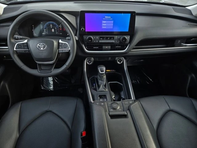 2024 Toyota Highlander - Image 14 of 27