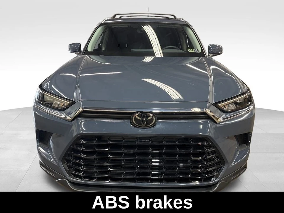 2024 Toyota Highlander - Image 8 of 12