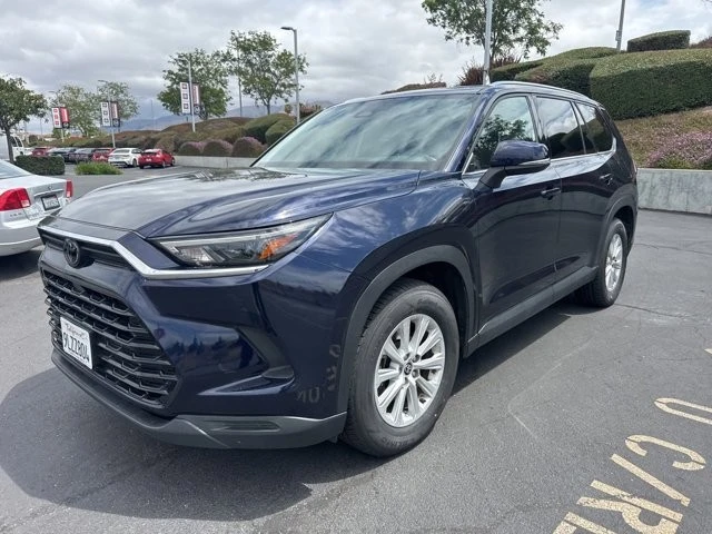 2024 Toyota Highlander - Image 3 of 16