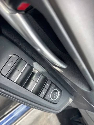 2024 Toyota Highlander - Image 9 of 16