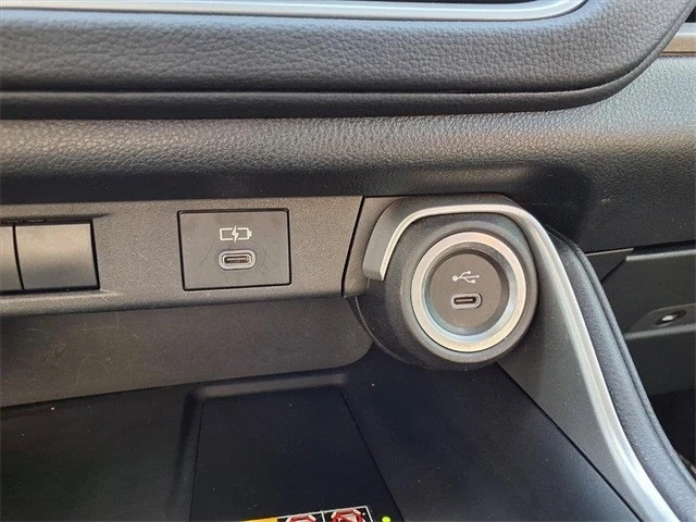 2024 Toyota Highlander - Image 7 of 21