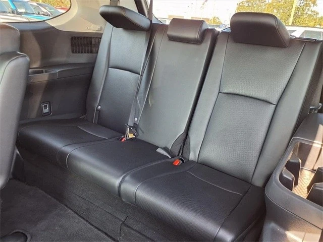 2024 Toyota Highlander - Image 18 of 21