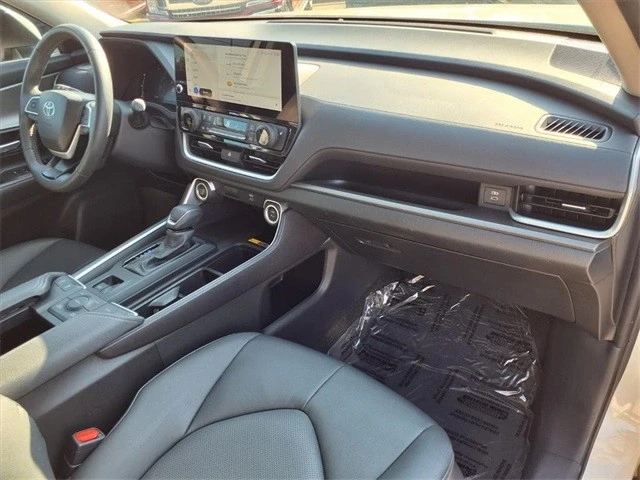 2024 Toyota Highlander - Image 21 of 21
