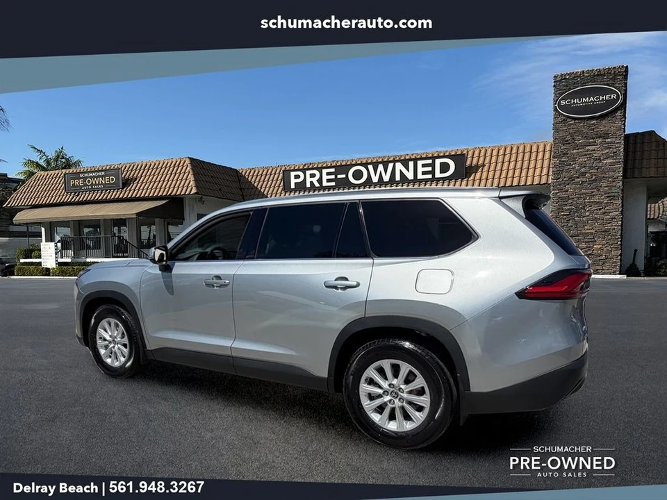 2024 Toyota Highlander - Image 5 of 26