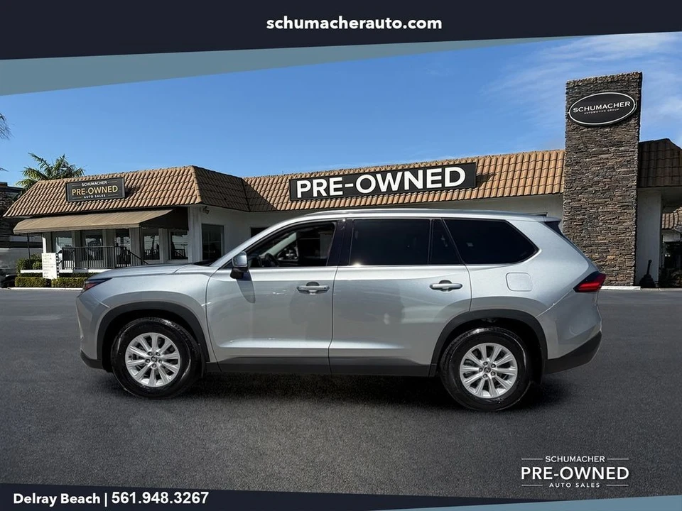 2024 Toyota Highlander - Image 4 of 26