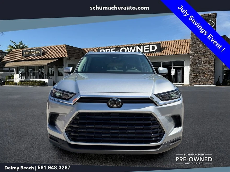 2024 Toyota Highlander - Image 2 of 26