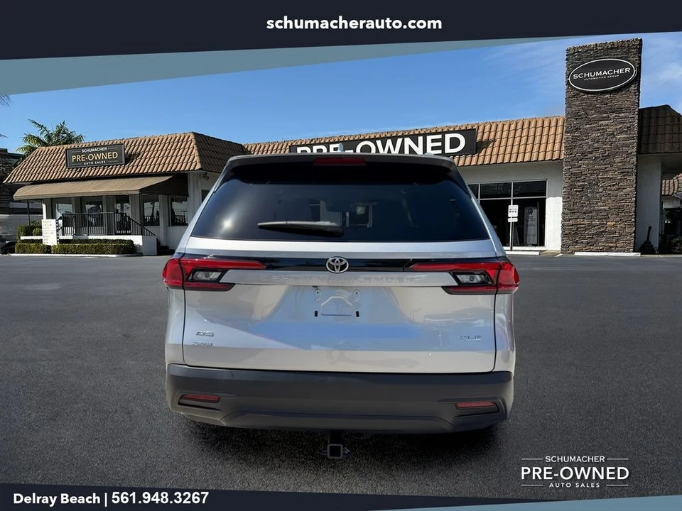 2024 Toyota Highlander - Image 6 of 26
