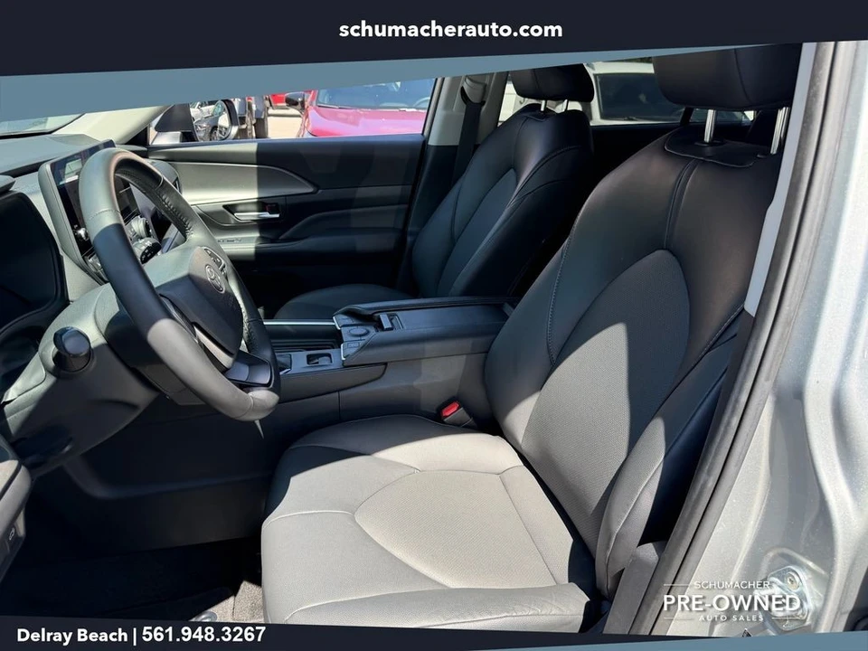 2024 Toyota Highlander - Image 10 of 26