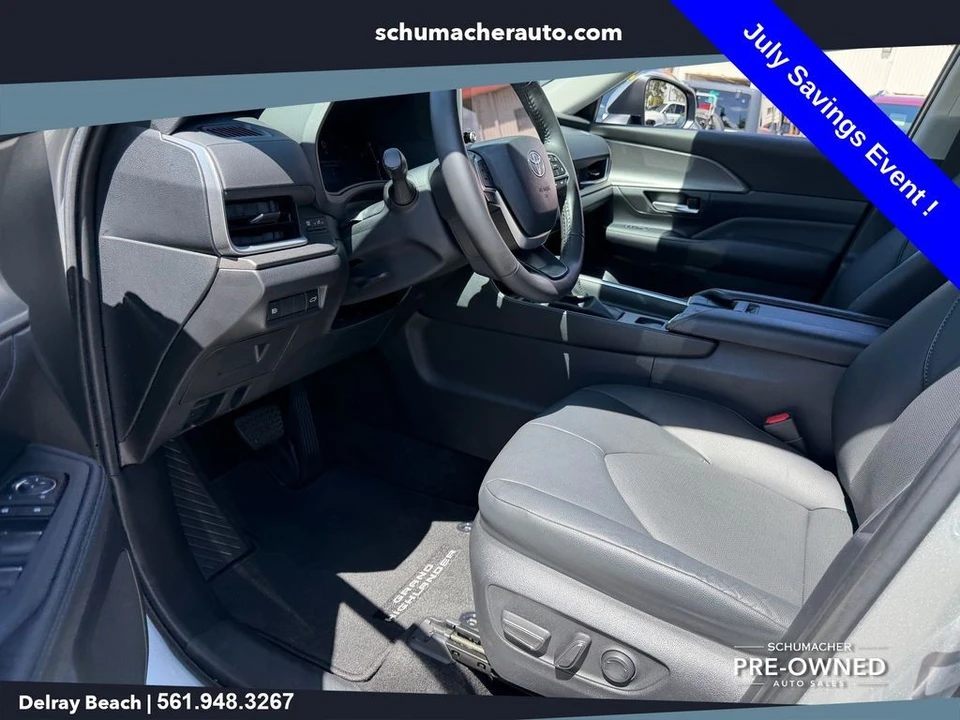 2024 Toyota Highlander - Image 11 of 26