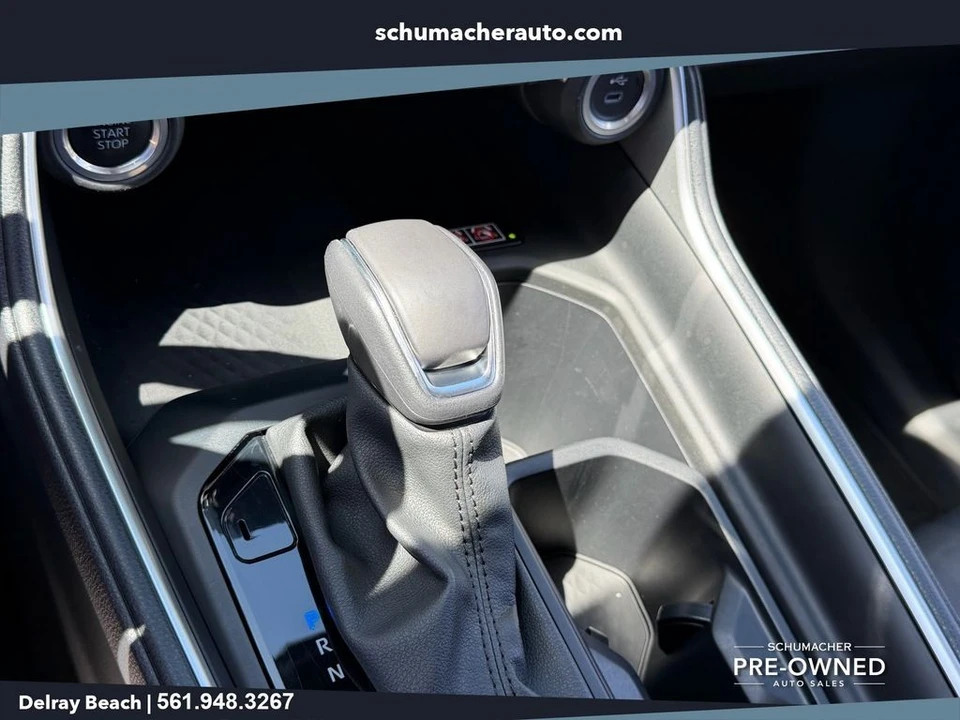 2024 Toyota Highlander - Image 21 of 26