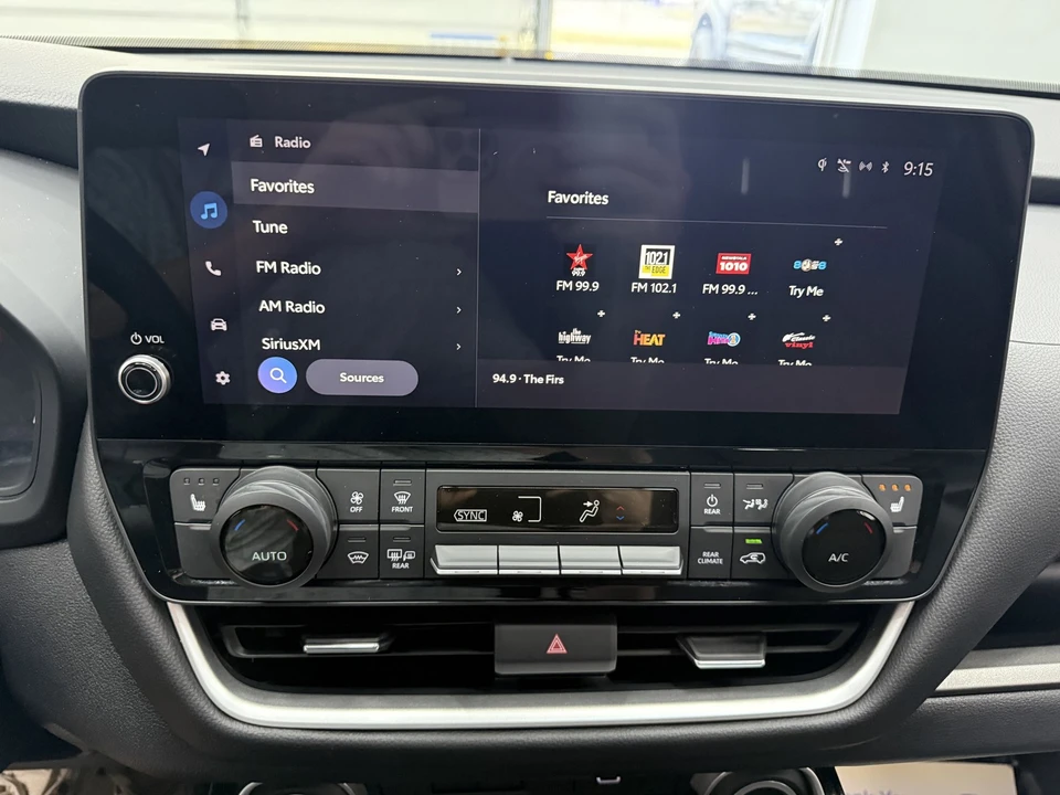 2024 Toyota Highlander - Image 19 of 21