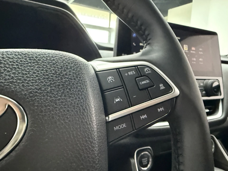2024 Toyota Highlander - Image 17 of 21