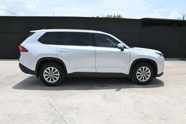 2024 Toyota Highlander - Image 5 of 21