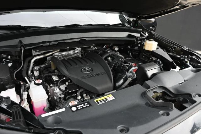 2024 Toyota Highlander - Image 20 of 21
