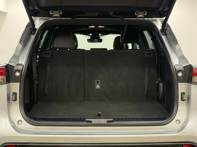 2024 Toyota Highlander - Image 11 of 12
