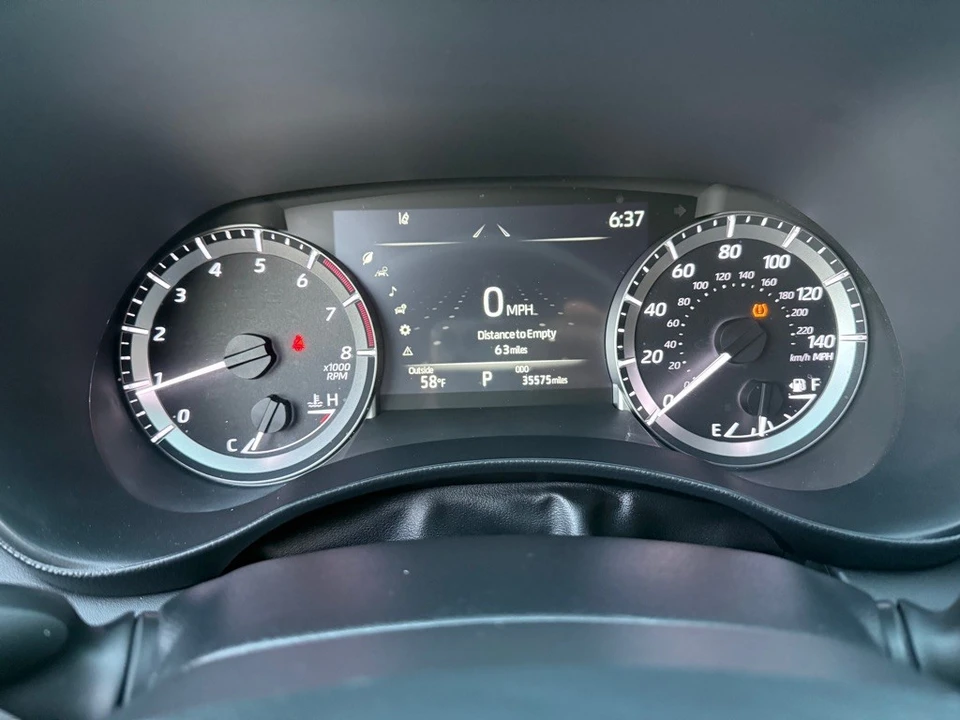 2024 Toyota Highlander - Image 16 of 21