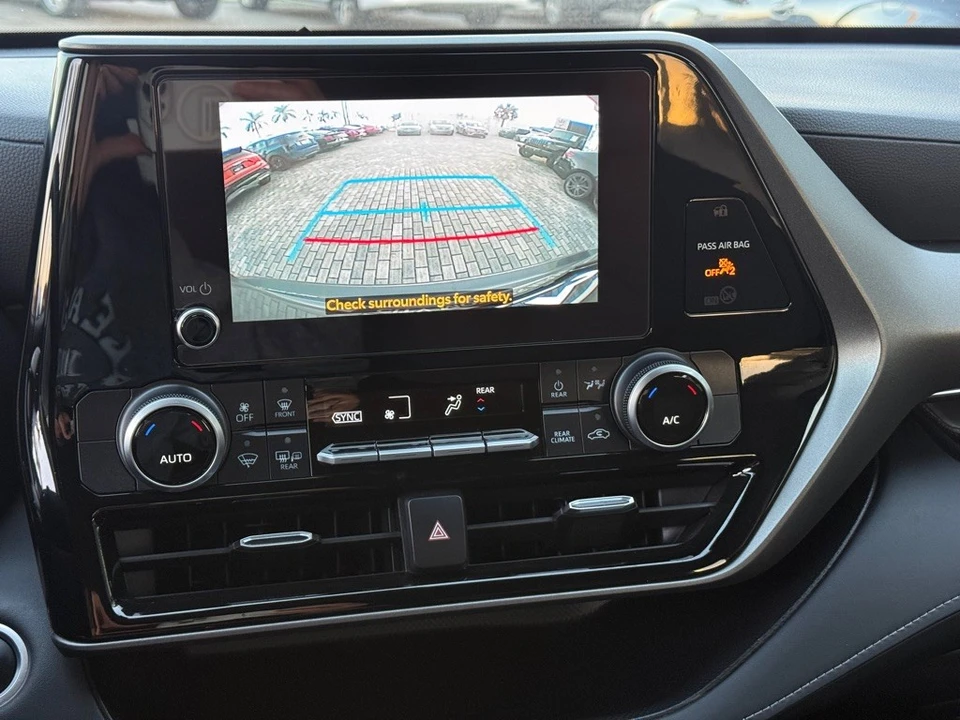 2024 Toyota Highlander - Image 20 of 21