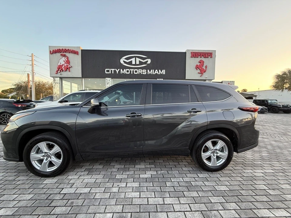 2024 Toyota Highlander - Image 4 of 21