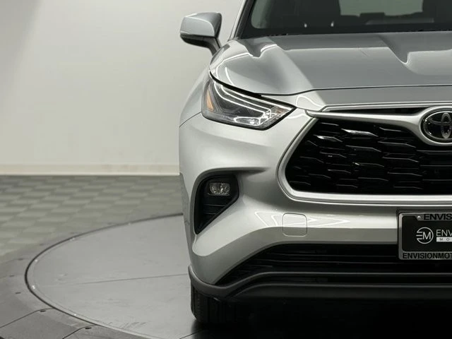 2024 Toyota Highlander - Image 4 of 12