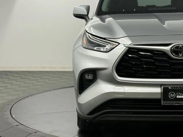 2024 Toyota Highlander - Image 4 of 21