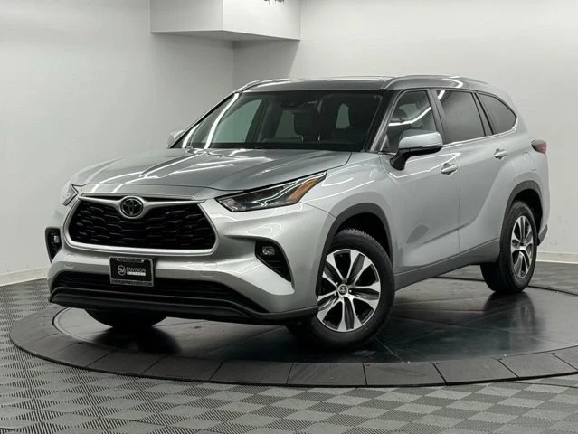 2024 Toyota Highlander - Image 2 of 21