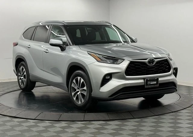 2024 Toyota Highlander - Image 5 of 12