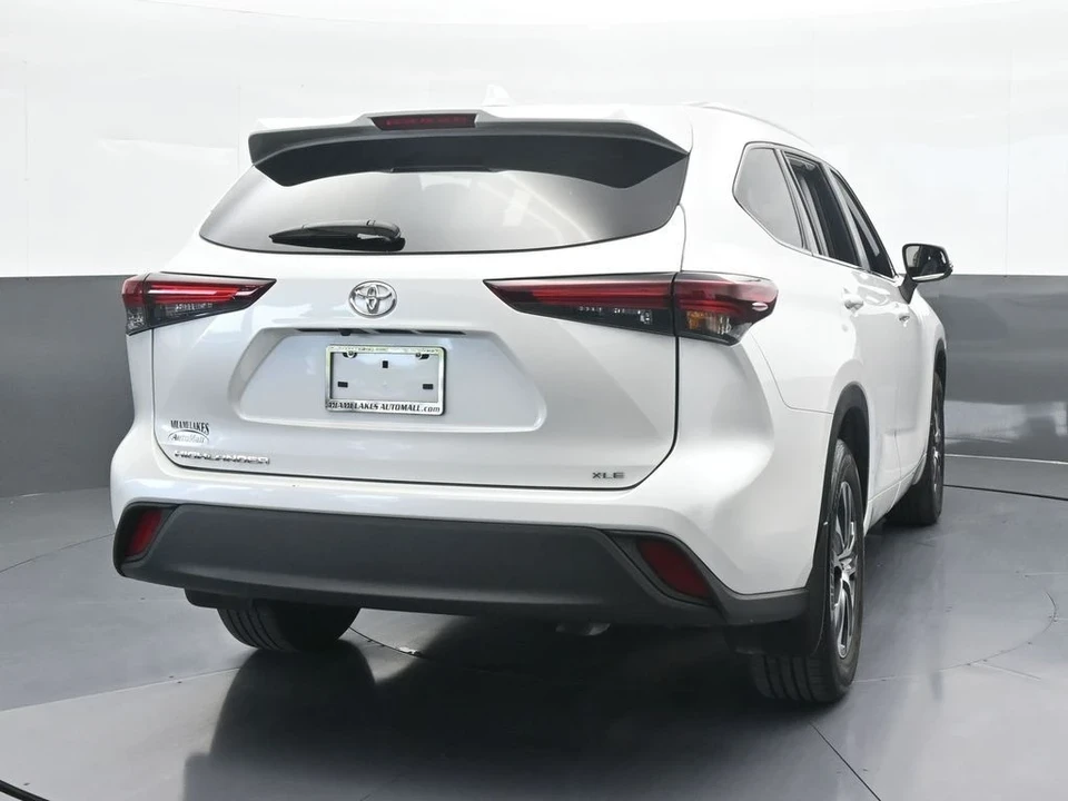 2024 Toyota Highlander - Image 5 of 12