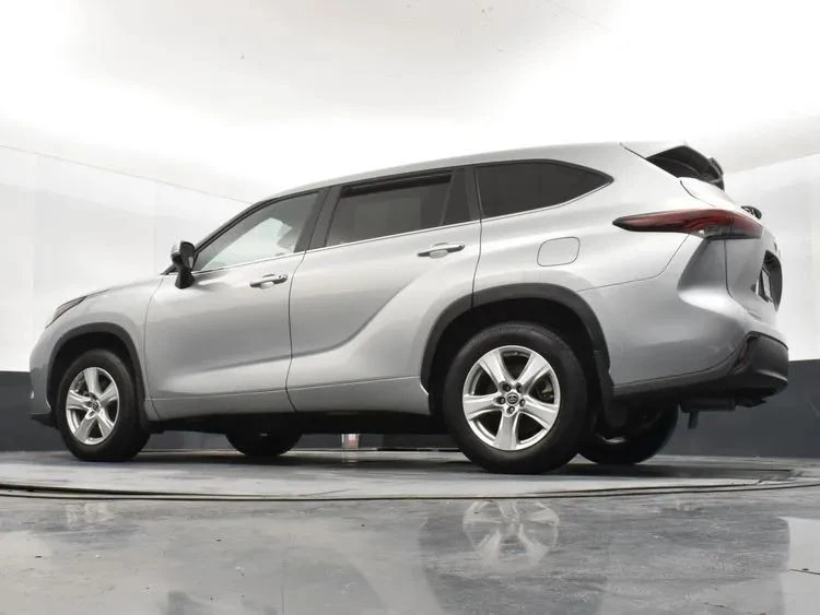 2024 Toyota Highlander - Image 12 of 12