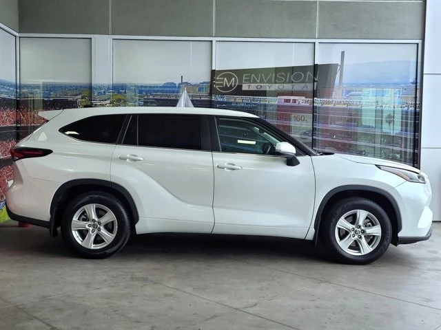 2024 Toyota Highlander - Image 4 of 12