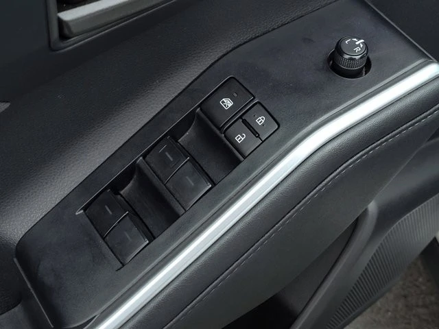 2024 Toyota Highlander - Image 10 of 12