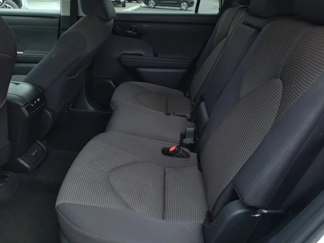 2024 Toyota Highlander - Image 11 of 12