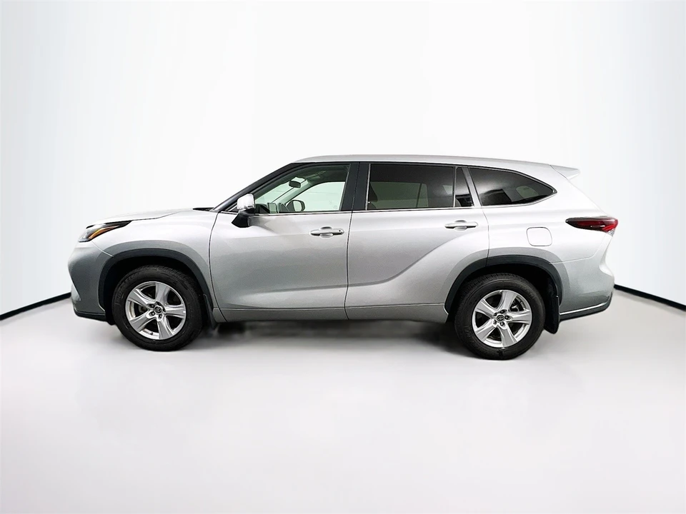 2024 Toyota Highlander - Image 5 of 12