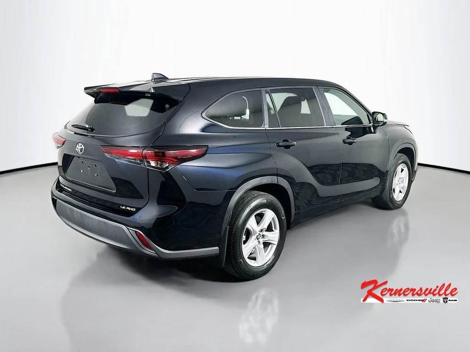 2024 Toyota Highlander - Image 7 of 12
