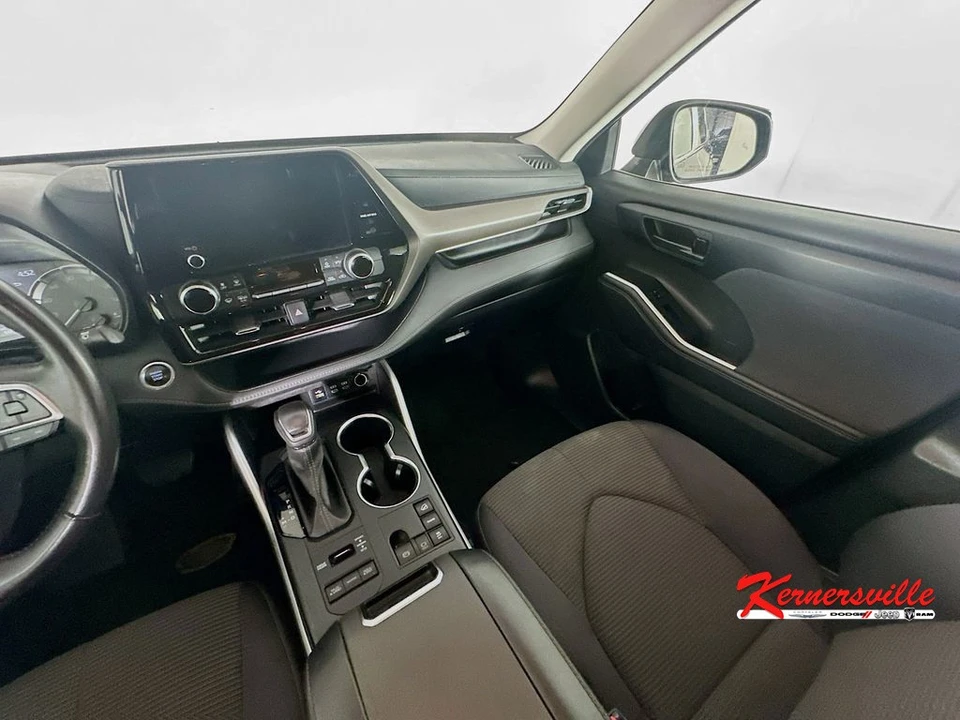 2024 Toyota Highlander - Image 11 of 12