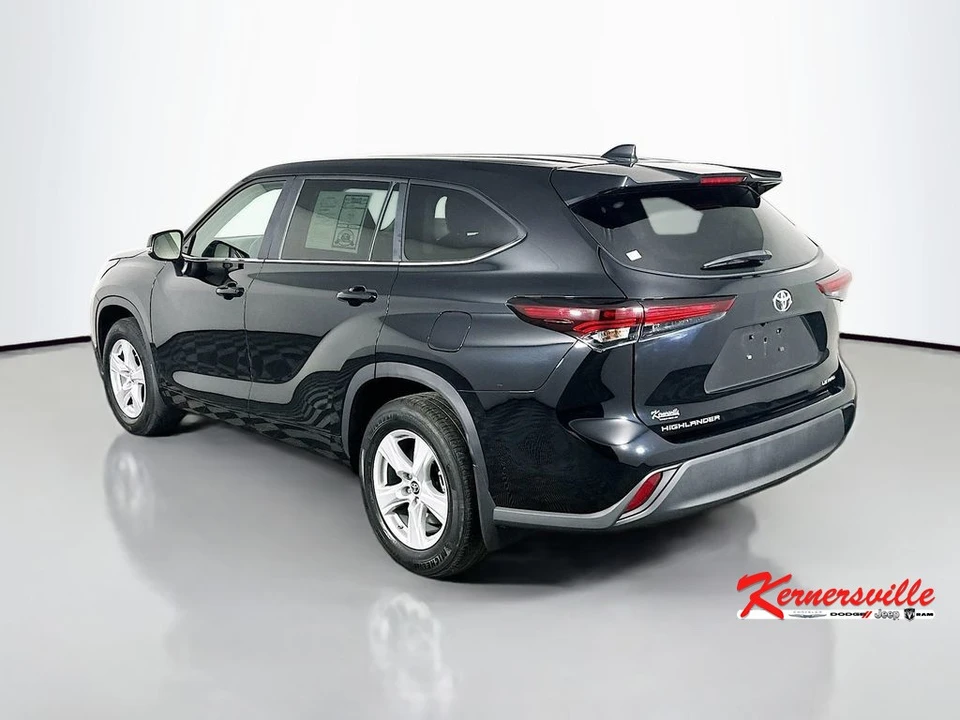 2024 Toyota Highlander - Image 5 of 21