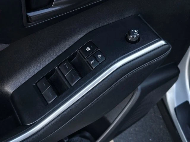 2024 Toyota Highlander - Image 10 of 21
