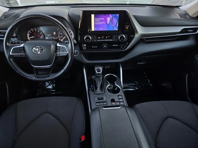 2024 Toyota Highlander - Image 13 of 21