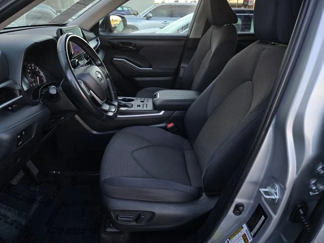 2024 Toyota Highlander - Image 16 of 21