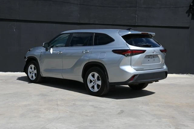 2024 Toyota Highlander - Image 5 of 21