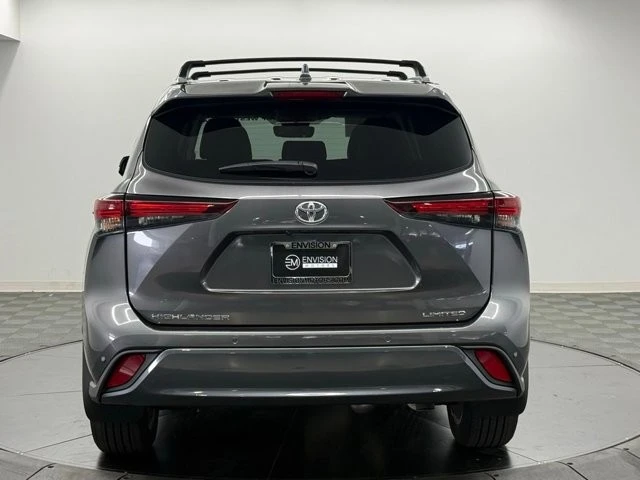 2024 Toyota Highlander - Image 9 of 21