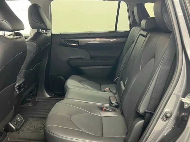 2024 Toyota Highlander - Image 11 of 12