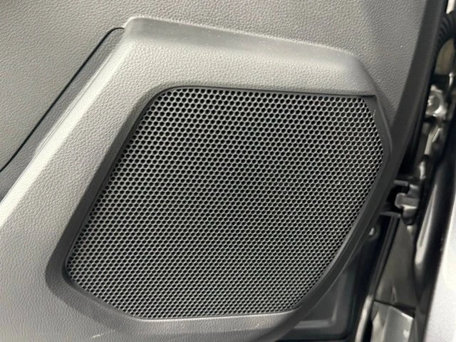 2024 Toyota Highlander - Image 17 of 21