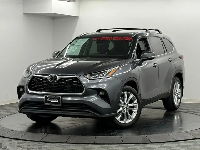 2024 Toyota Highlander - Image 2 of 21