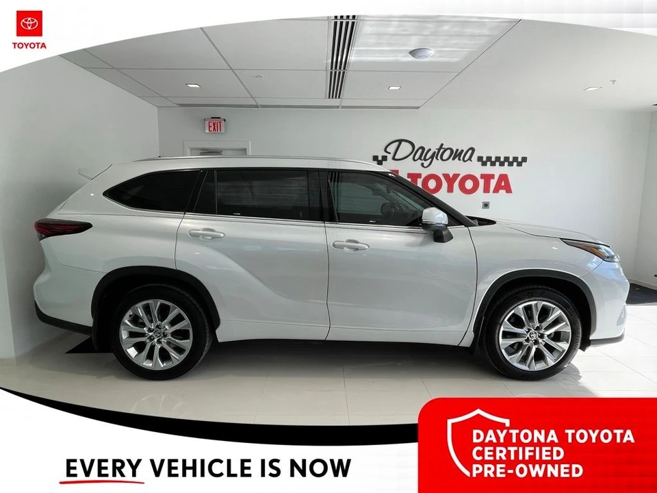2024 Toyota Highlander - Image 7 of 12
