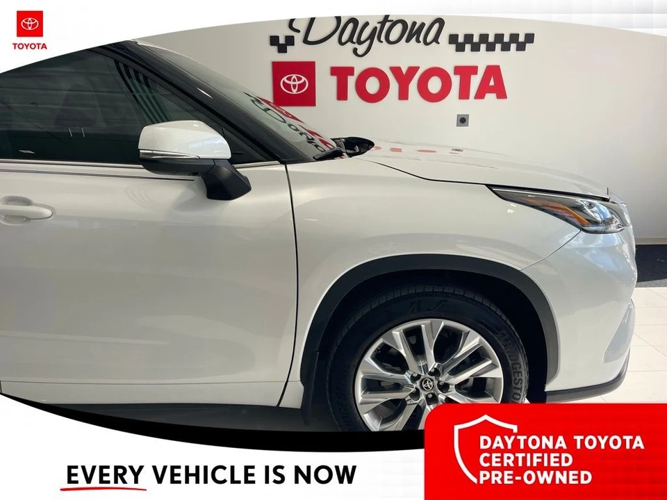 2024 Toyota Highlander - Image 9 of 12